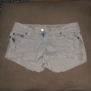white reign jean shorts.